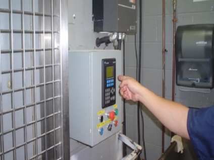 PLC/VFD mixer application